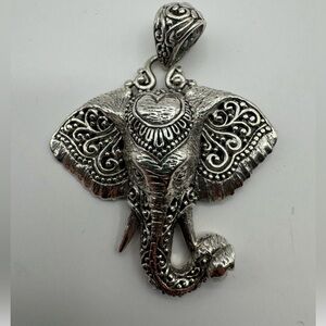 Sarda Bali handcrafted sterling elephant head pendant